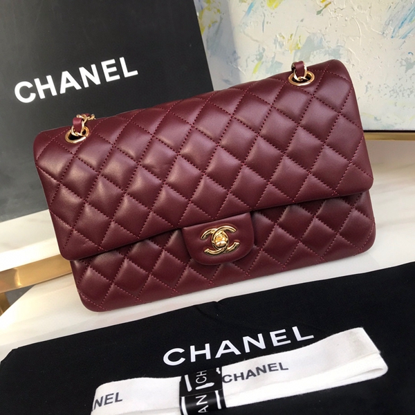 シャネルバッグレプリカ正面デザイン